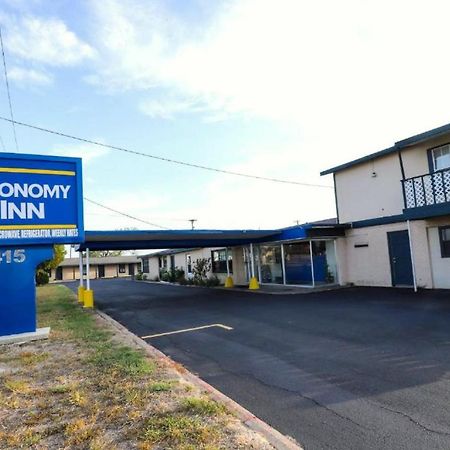 Economy Inn Kingsville Esterno foto