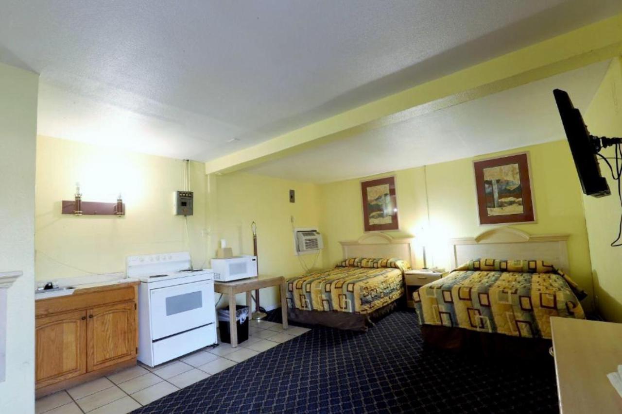Economy Inn Kingsville Esterno foto