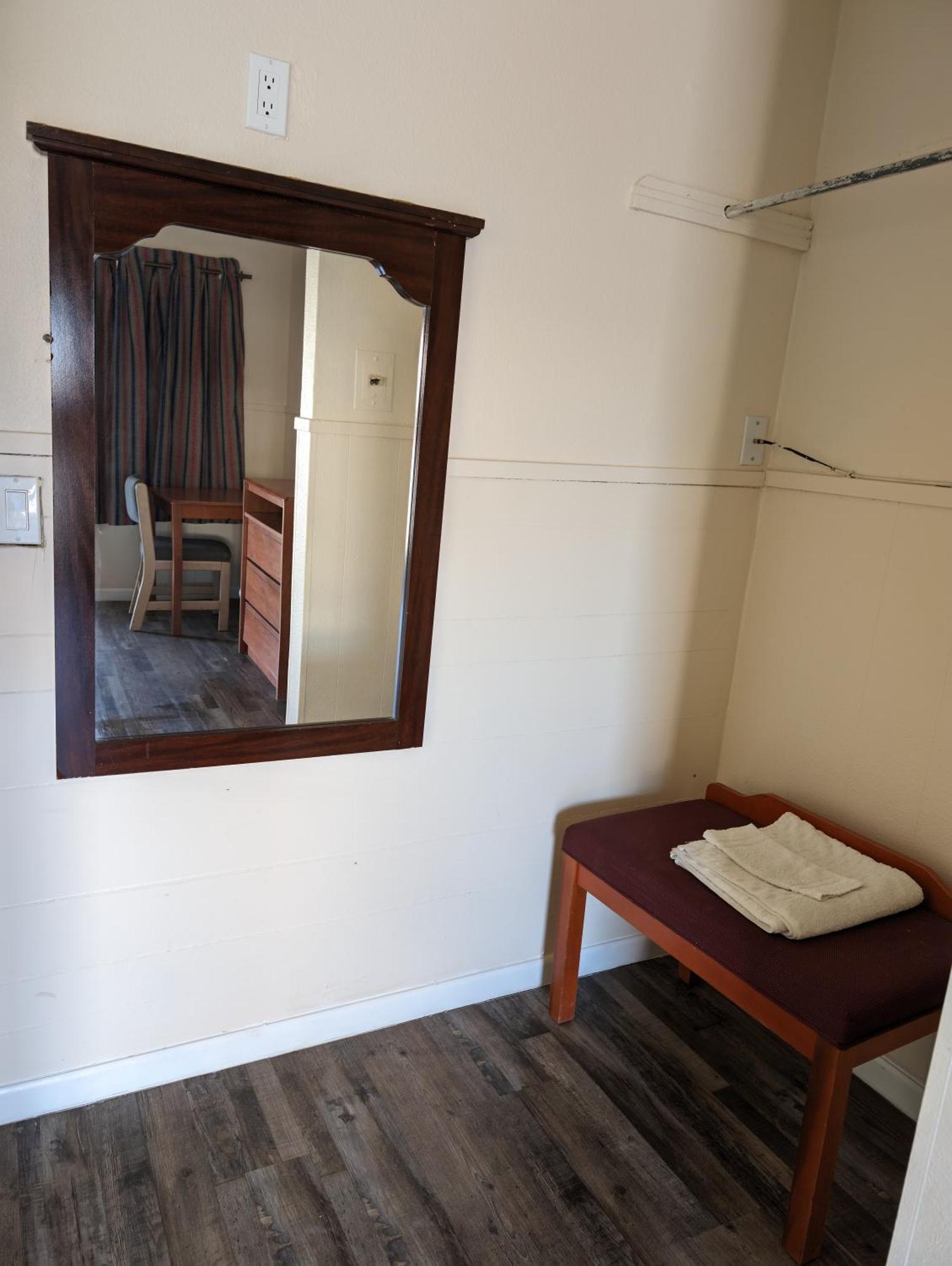 Economy Inn Kingsville Esterno foto